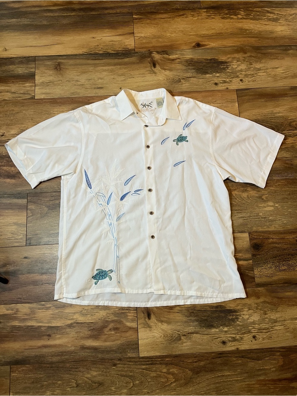 Bamboo Cay Shirt Mens L White Modal Polyester Embroidered Sea Turtle Bamboo